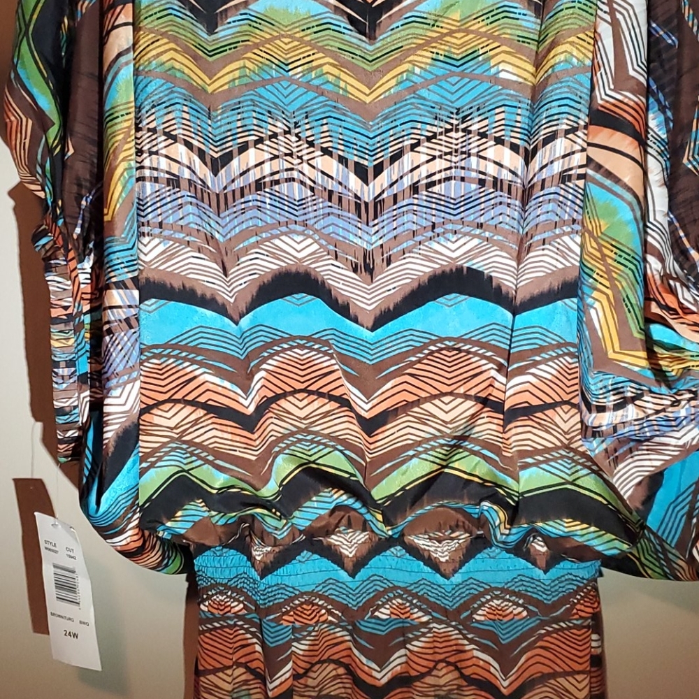 Dress - Picture 4 of 4